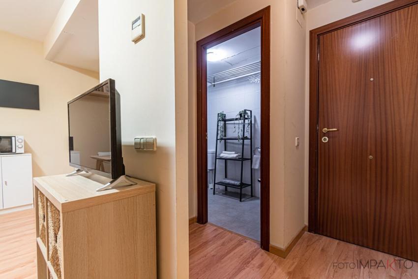 #10Oca6 - Apartamento En Vista Alegre Madrid Exterior foto